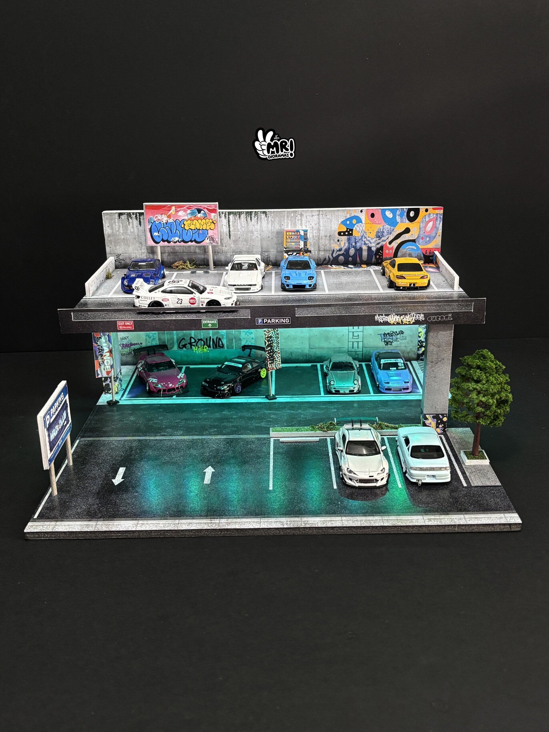 [RESERVA] Diorama 1:64 Parking int-ex - 1