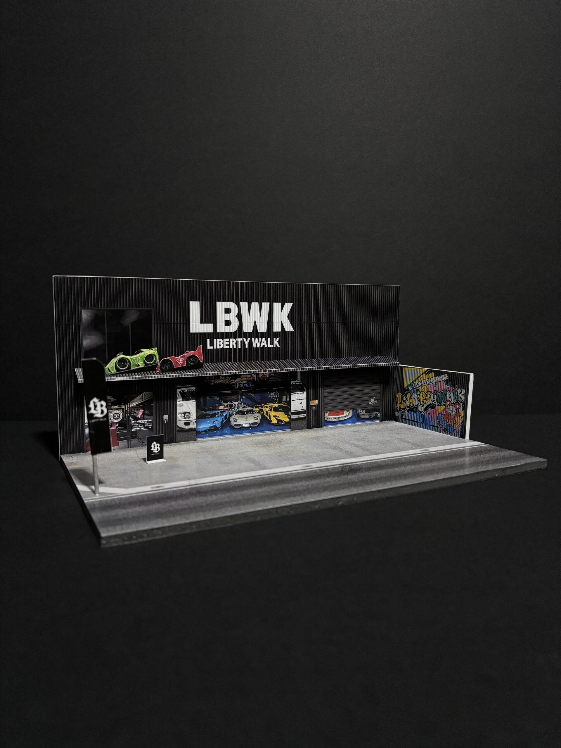 Diorama 1:64 LBWK Base - 4