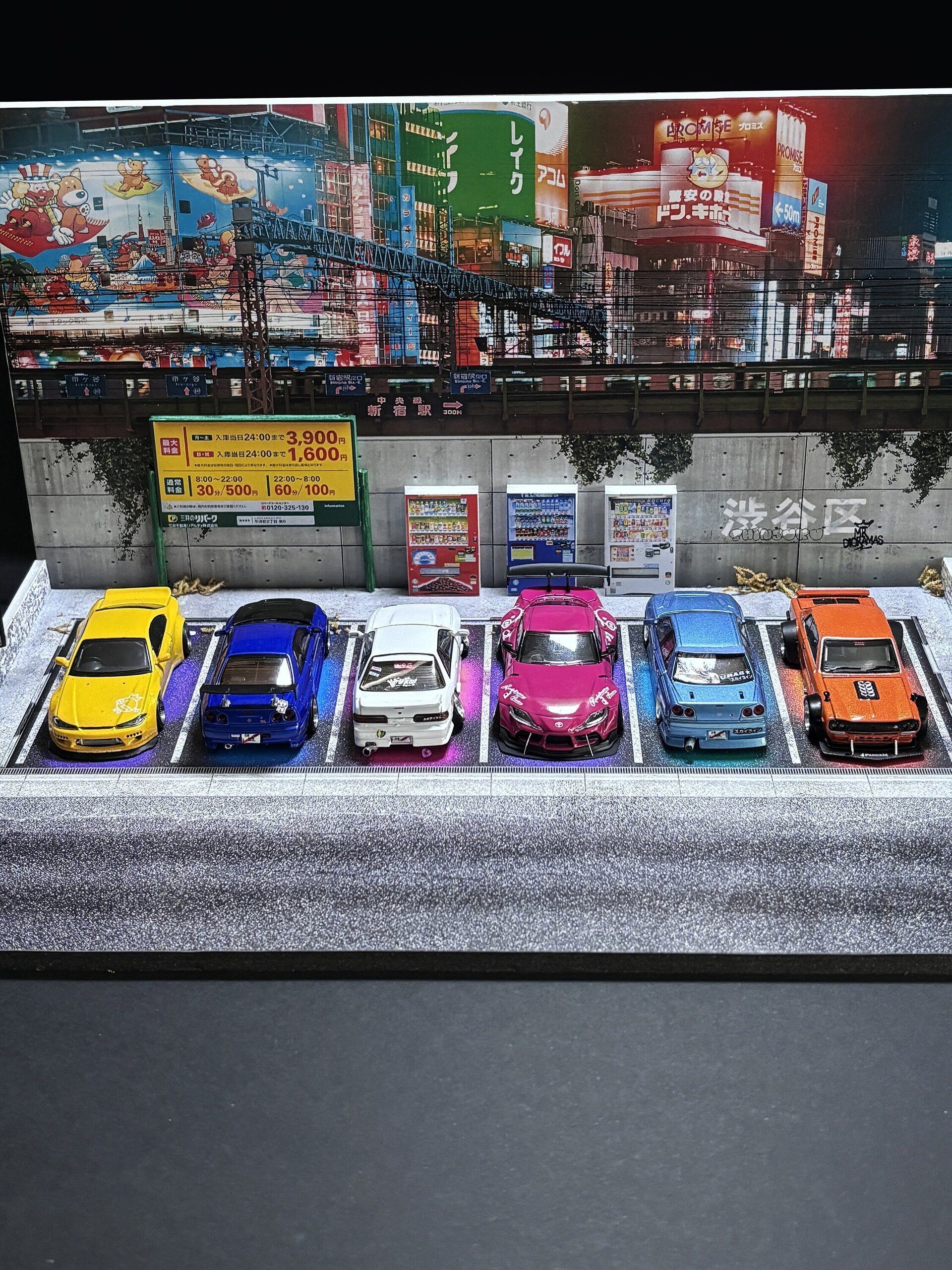 Diorama 1:64 efecto neón - 2
