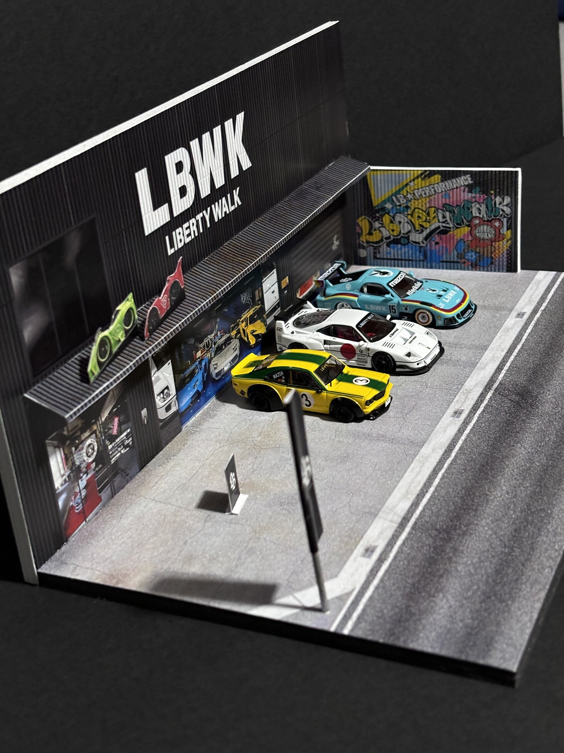 Diorama 1:64 LBWK Base - 2