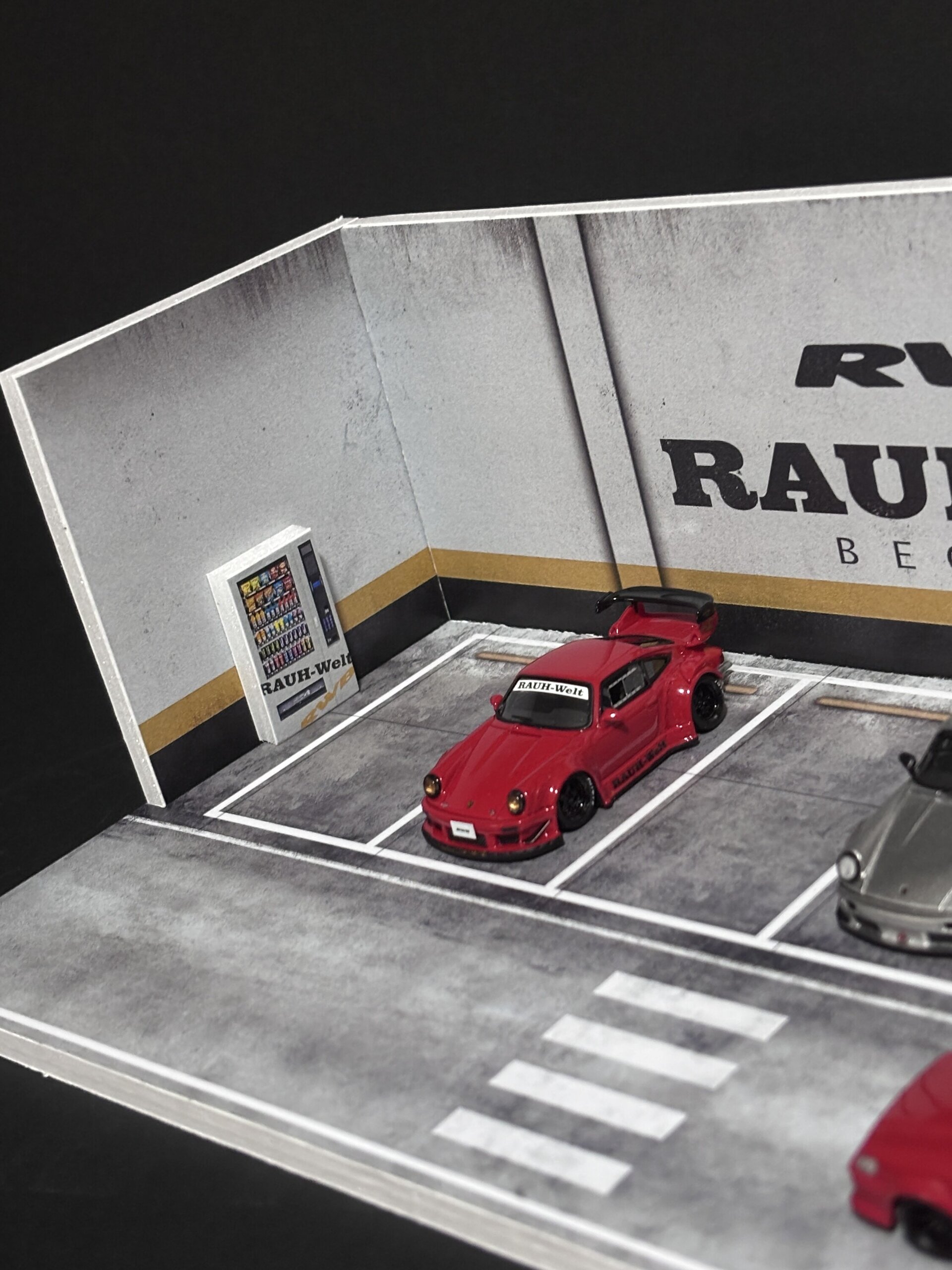 Diorama 1:64 Parking RWB - 2