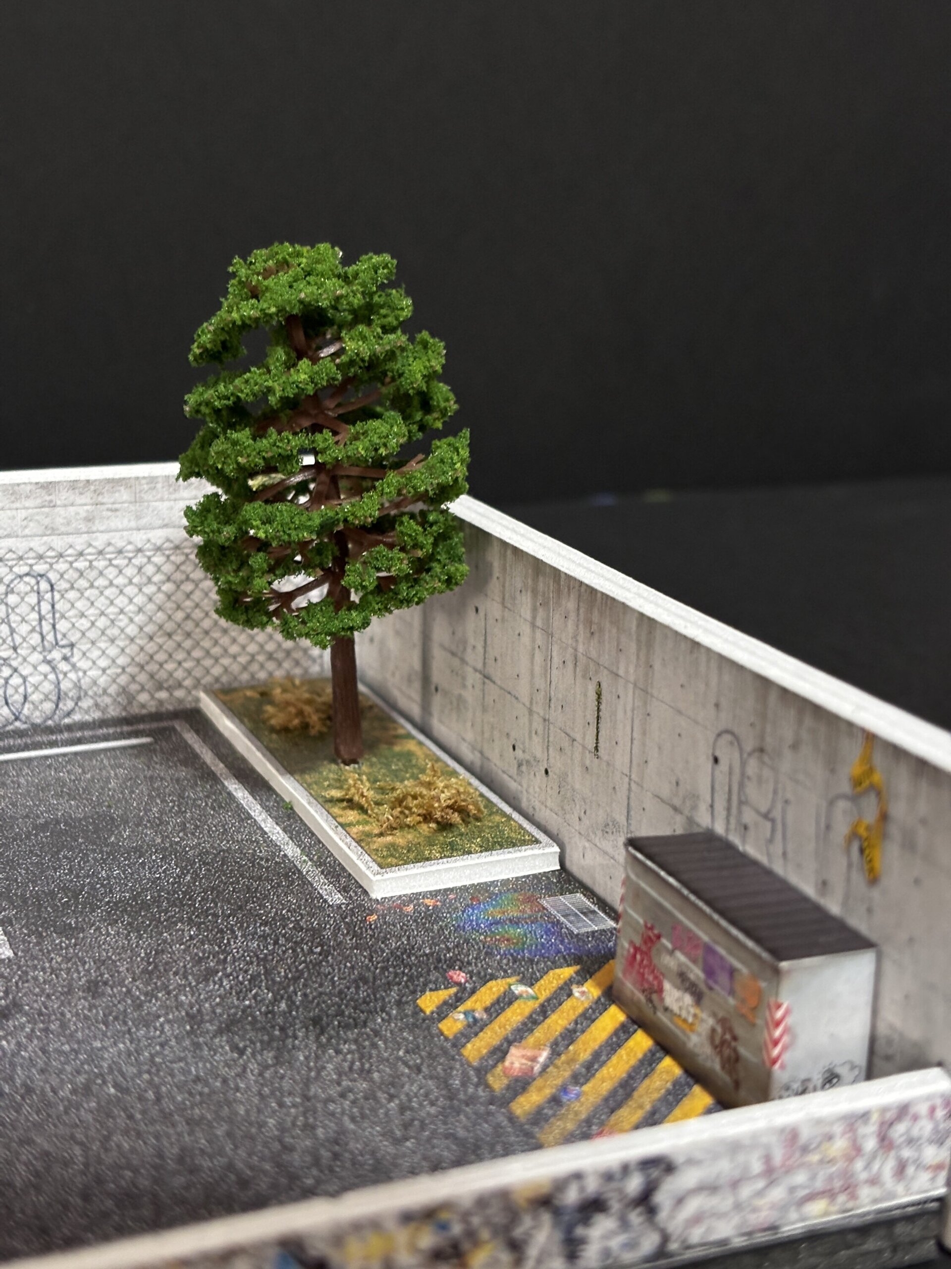 Diorama 1:64 Parking exterior urbano - 2