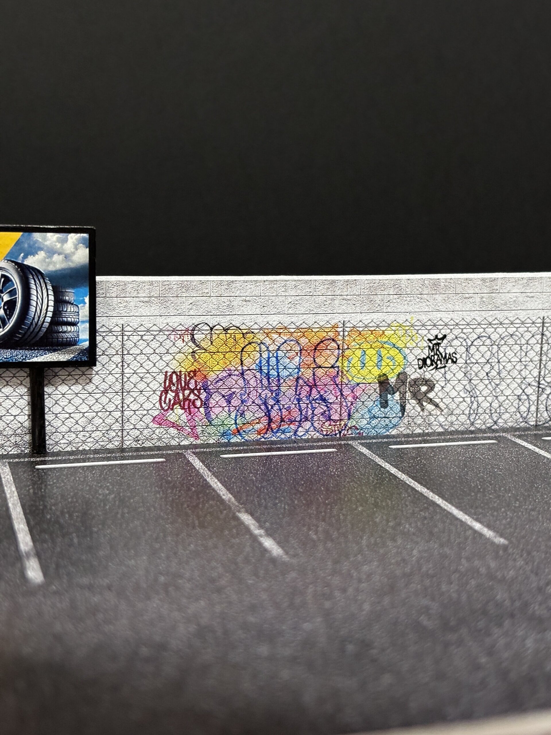 Diorama 1:64 Parking exterior urbano - 3